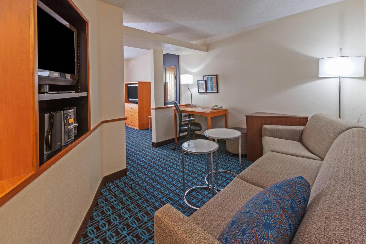 Fairfield Inn & Suites By Marriott Rogers Esterno foto